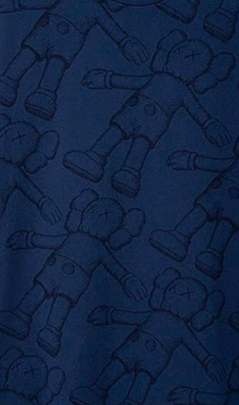 Uniqlo x Kaws All Over Holiday Print Tee New SS19 size XL Blue T-shirt