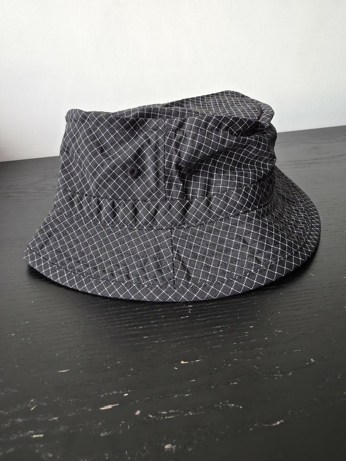 FW18 Supreme Reflective Ripstop Low Crusher Hat Black Size M / L