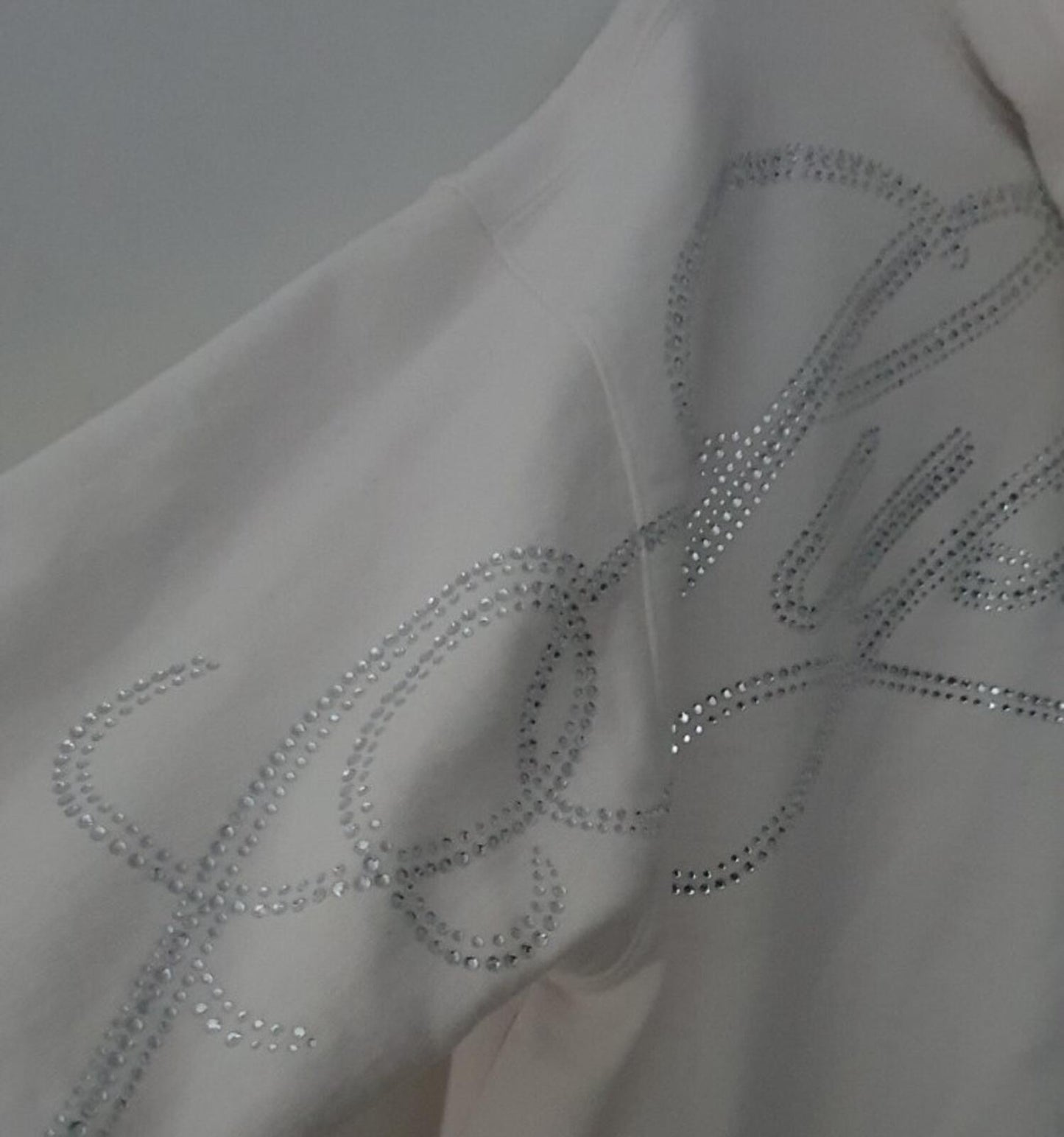 FW19 Supreme Rhinestone Script hooded sweatshirt size M medium hoodie white