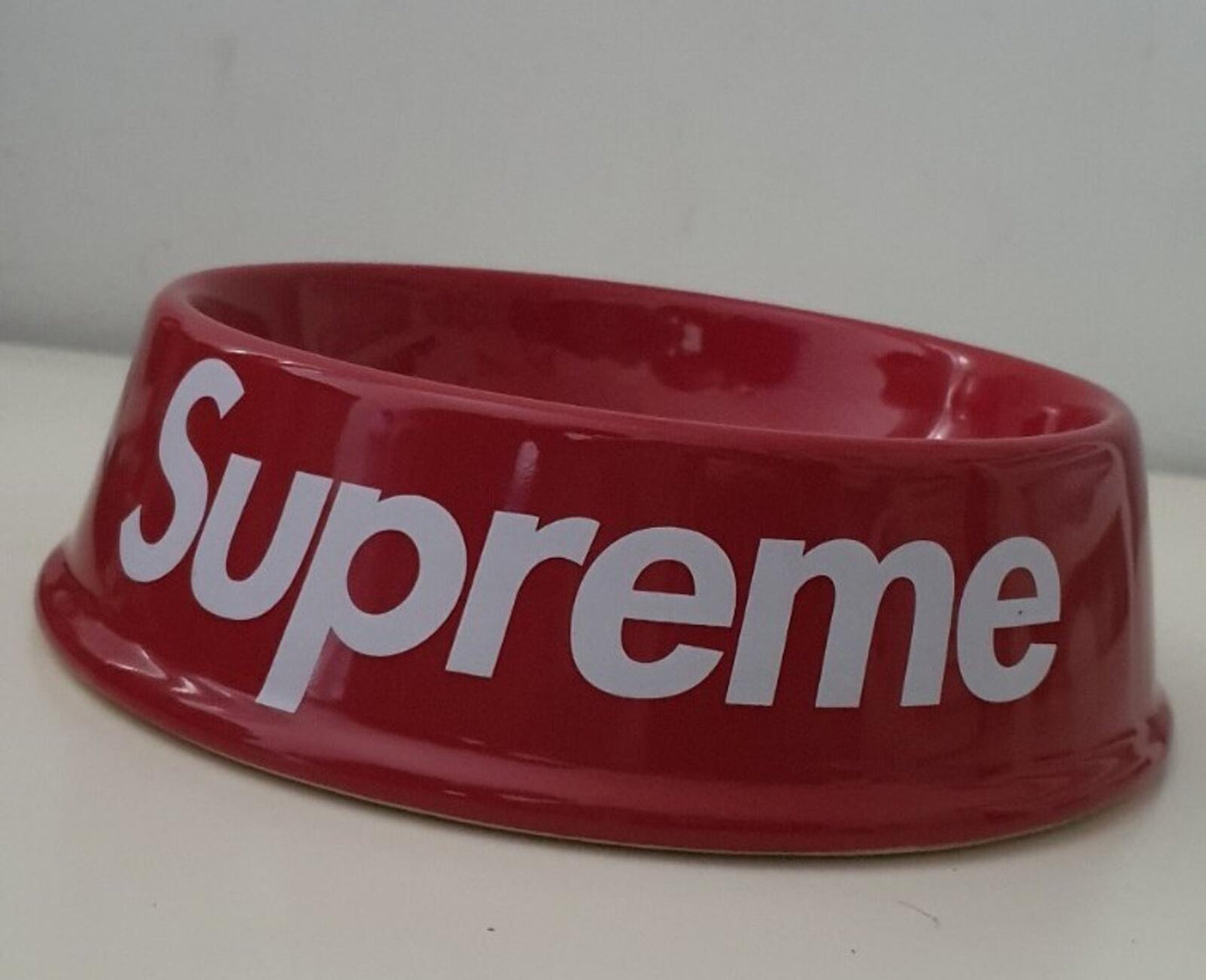 SS11 Supreme dog bowl red ceramic accessory vintage from 2011 big logo Very Rare