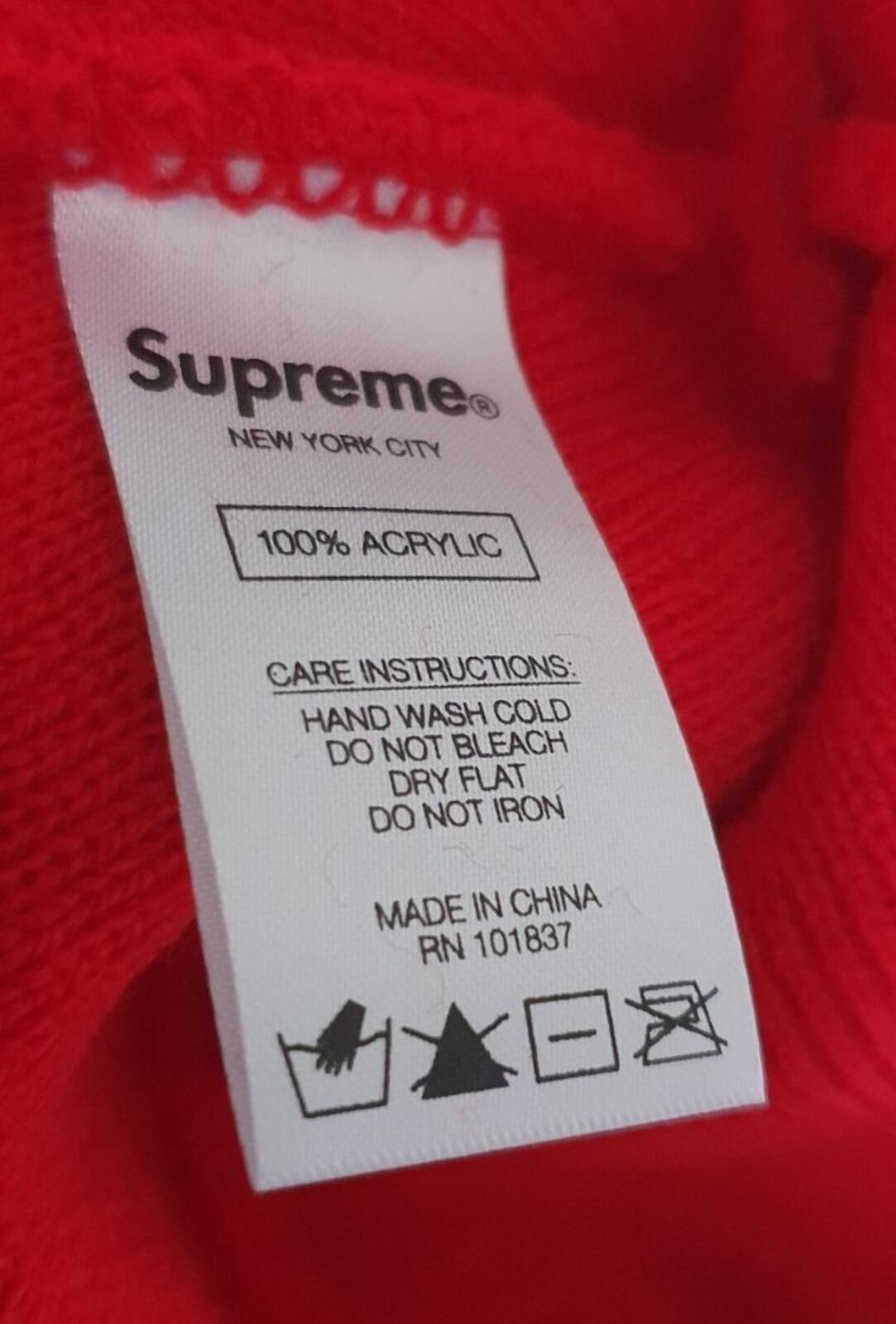 FW19 Supreme outline red Beanie World Famous New Hat