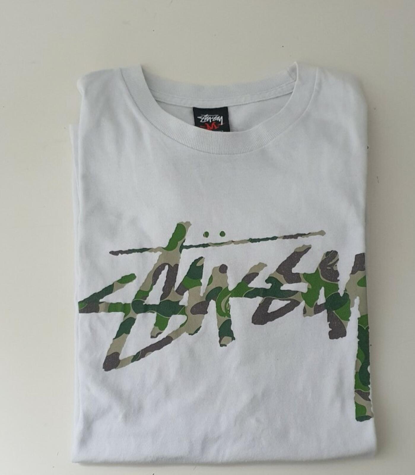 Camiseta Bape X Stussy de A Bathing Ape Blanca Talla M BAPE