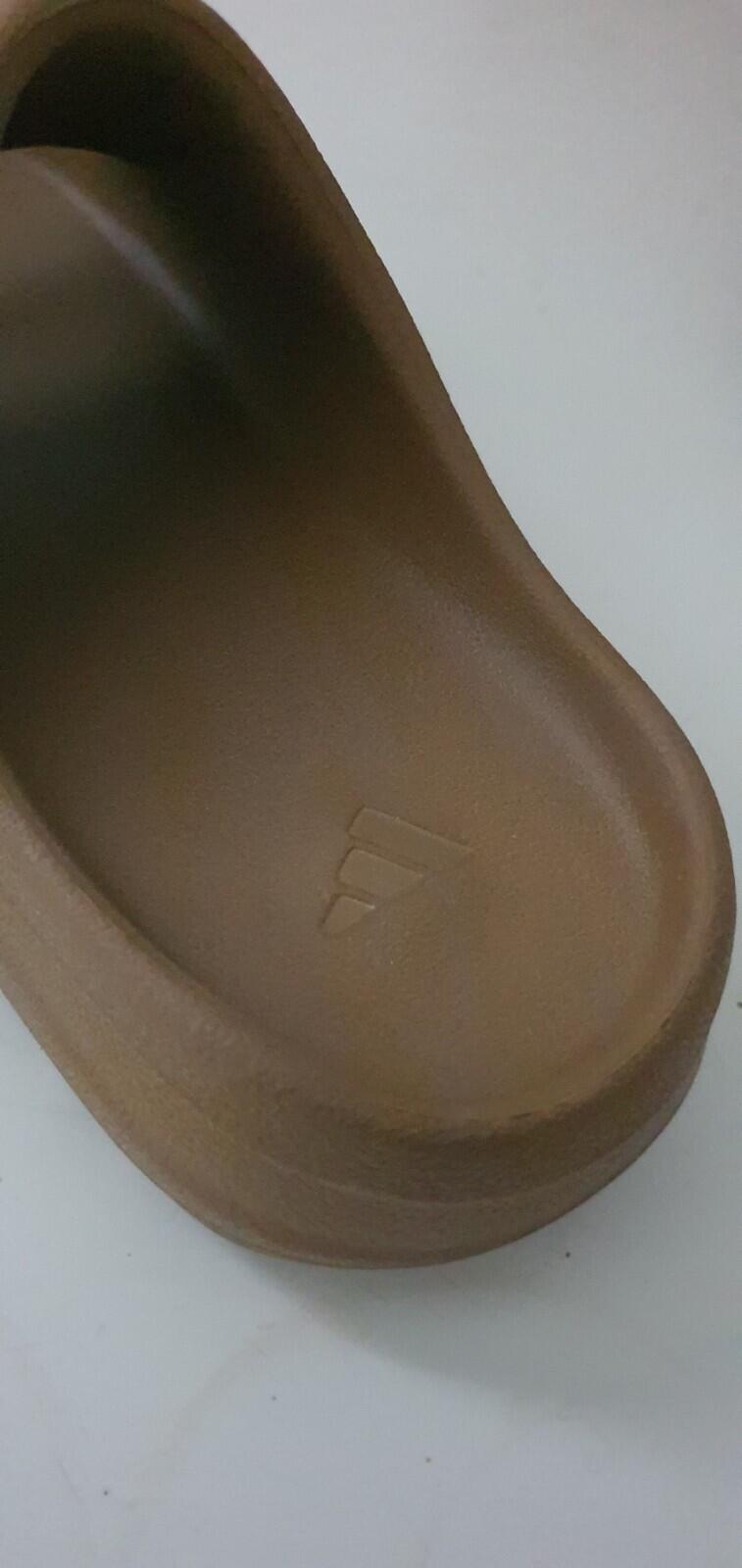 KIDS ADIDAS YEEZY SLIDE US 11K UK 11K EUR 29 KIDS slides Ochre New
