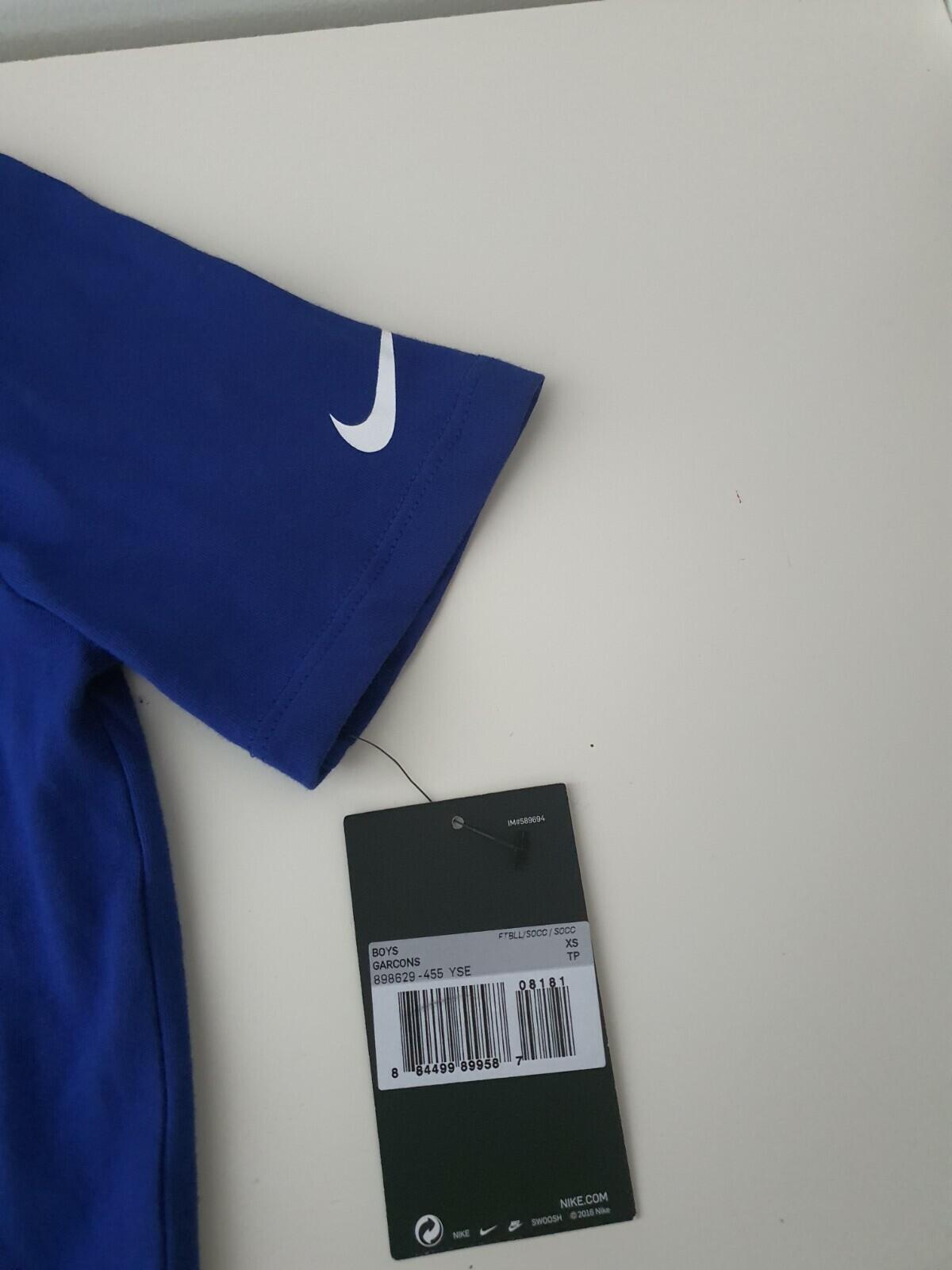Nike T-Shirt FC Barcelona Jungen Kinder T-Shirt Blau Größe XS 6-8 Jahre 122-128 cm