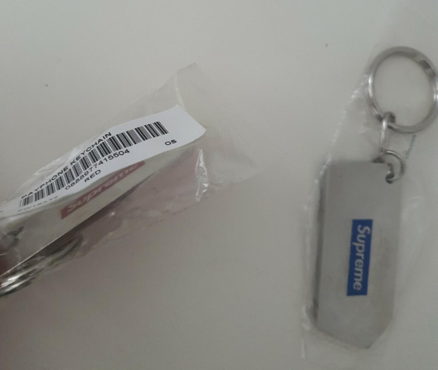 2x FW18 Supreme payphone keychains keyrings small box logo blue red Accessory