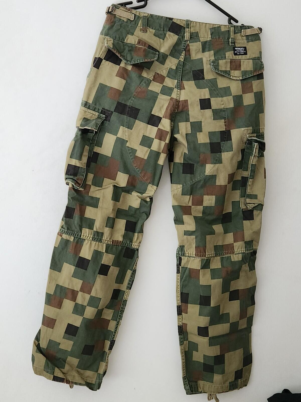 FW20 Supreme cargo pant size 30 W30 L30 Olive Digi Camo