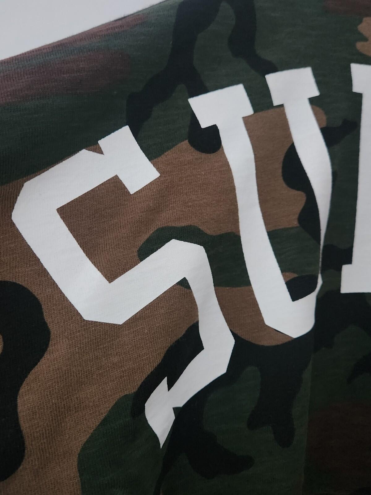 FW14 Supreme Arena Top Langarmshirt L/S Größe L Camo T-Shirt großes Logo