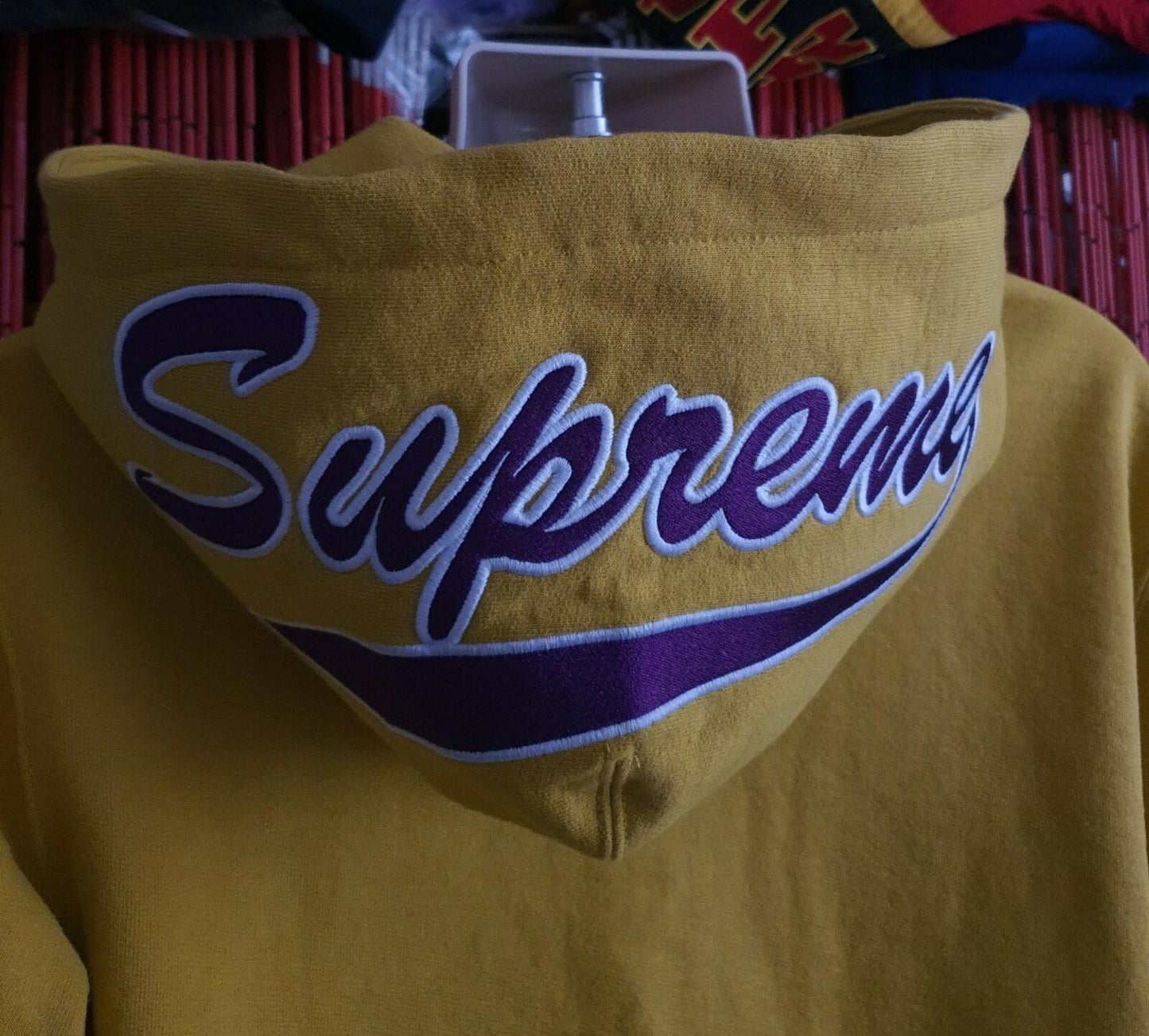 Sudadera con capucha y cremallera térmica Supreme FW18, color mostaza, talla M, PVP £178