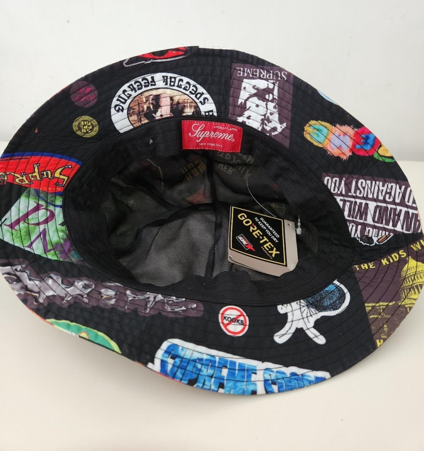 SS21 Supreme GORE-TEX Bell Hat Pegatinas