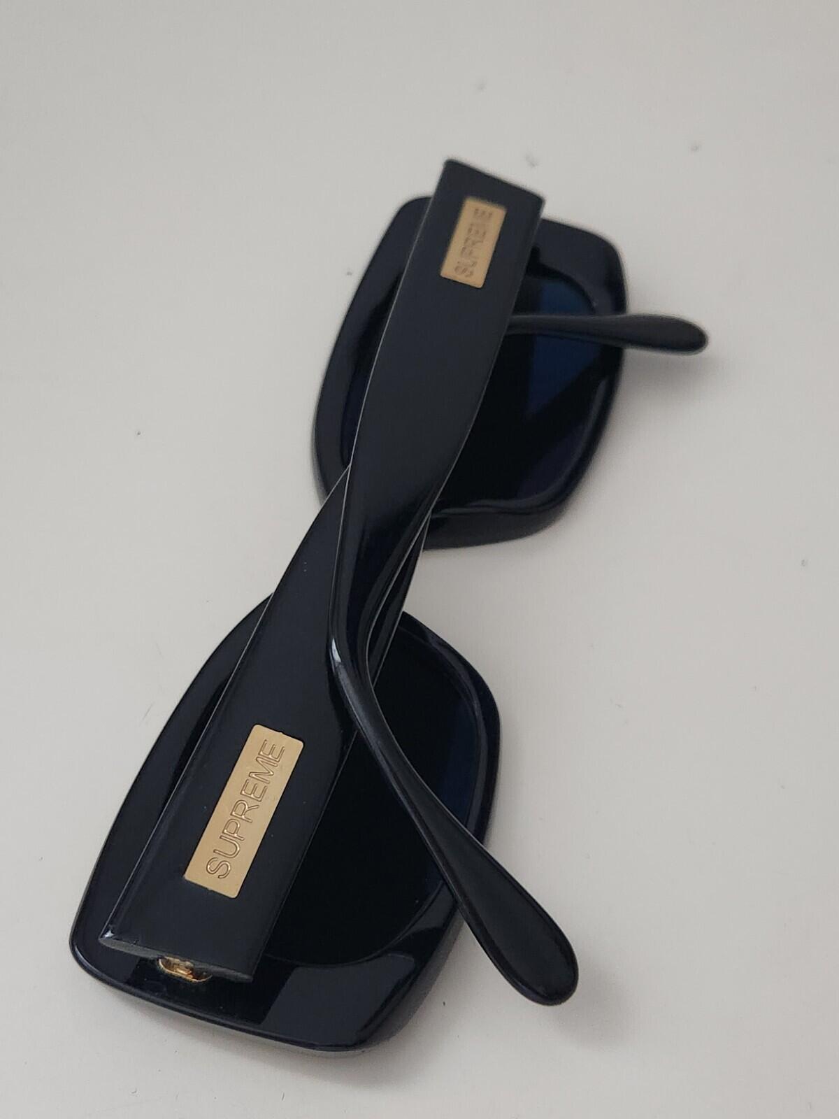 SS16 Supreme Moda sunglasses Black Gold made in Italy