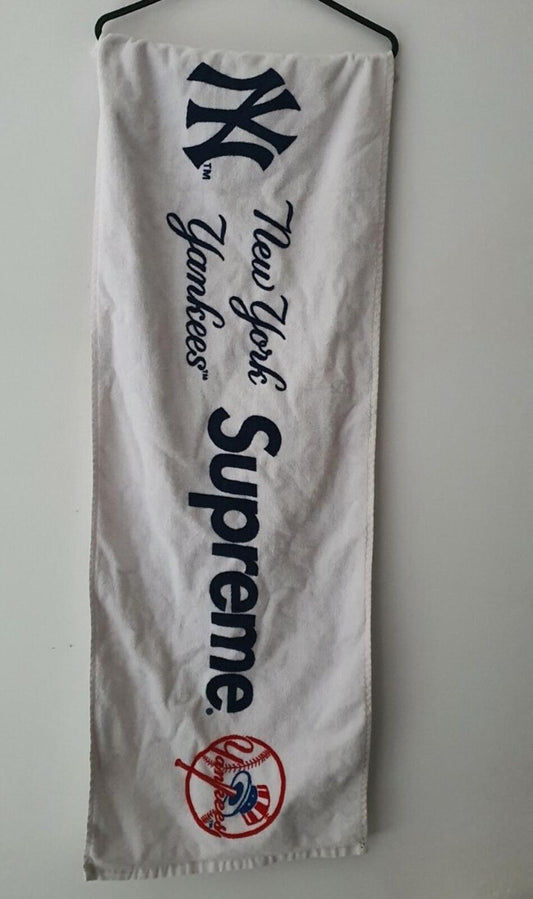 SS15 Supreme x NY New York Yankees Handtuch Weiß Accessoire