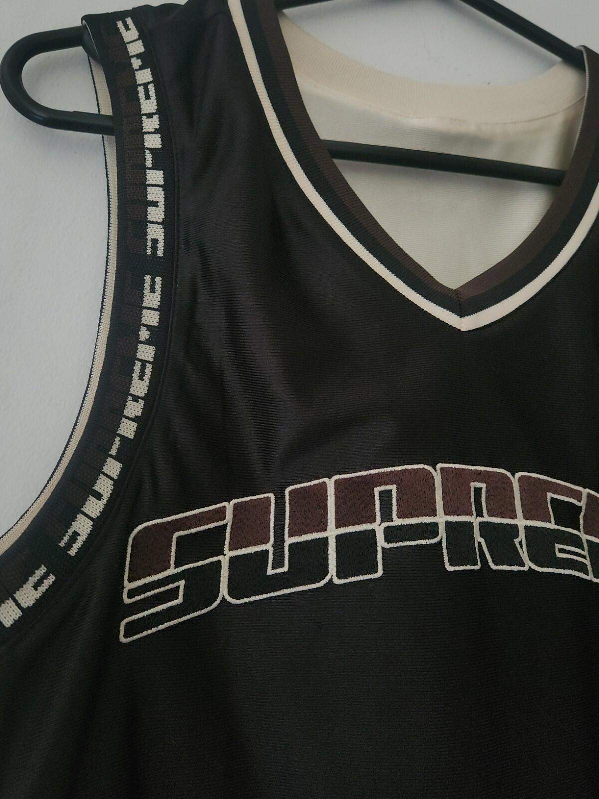 SS22 Supreme Wende-Basketballtrikot Größe S Klein Schwarz ärmelloses Tanktop