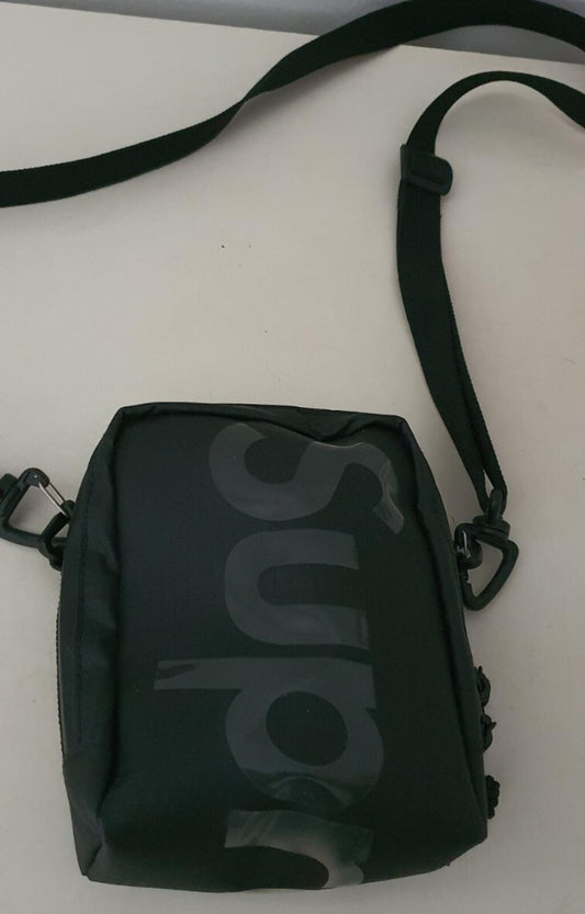 Bolso de hombro/cuello Supreme SS21 negro