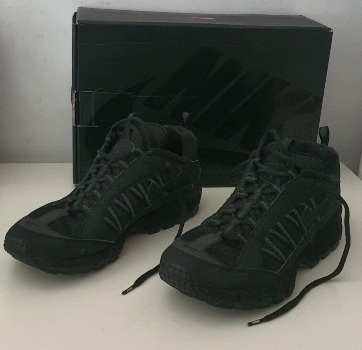 FW17 Supreme x Nike Air Humara '17 Sportschuhe Schwarz Größe US 10 UK 9 EU 44 Los