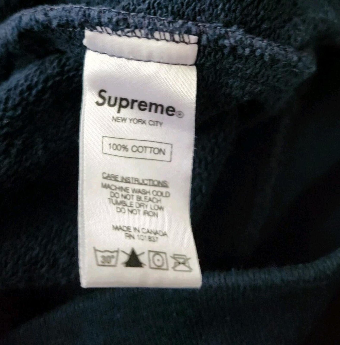 FW13 Supreme Flags Pullover navy hooded sweatshirt size M medium vintage hoodie