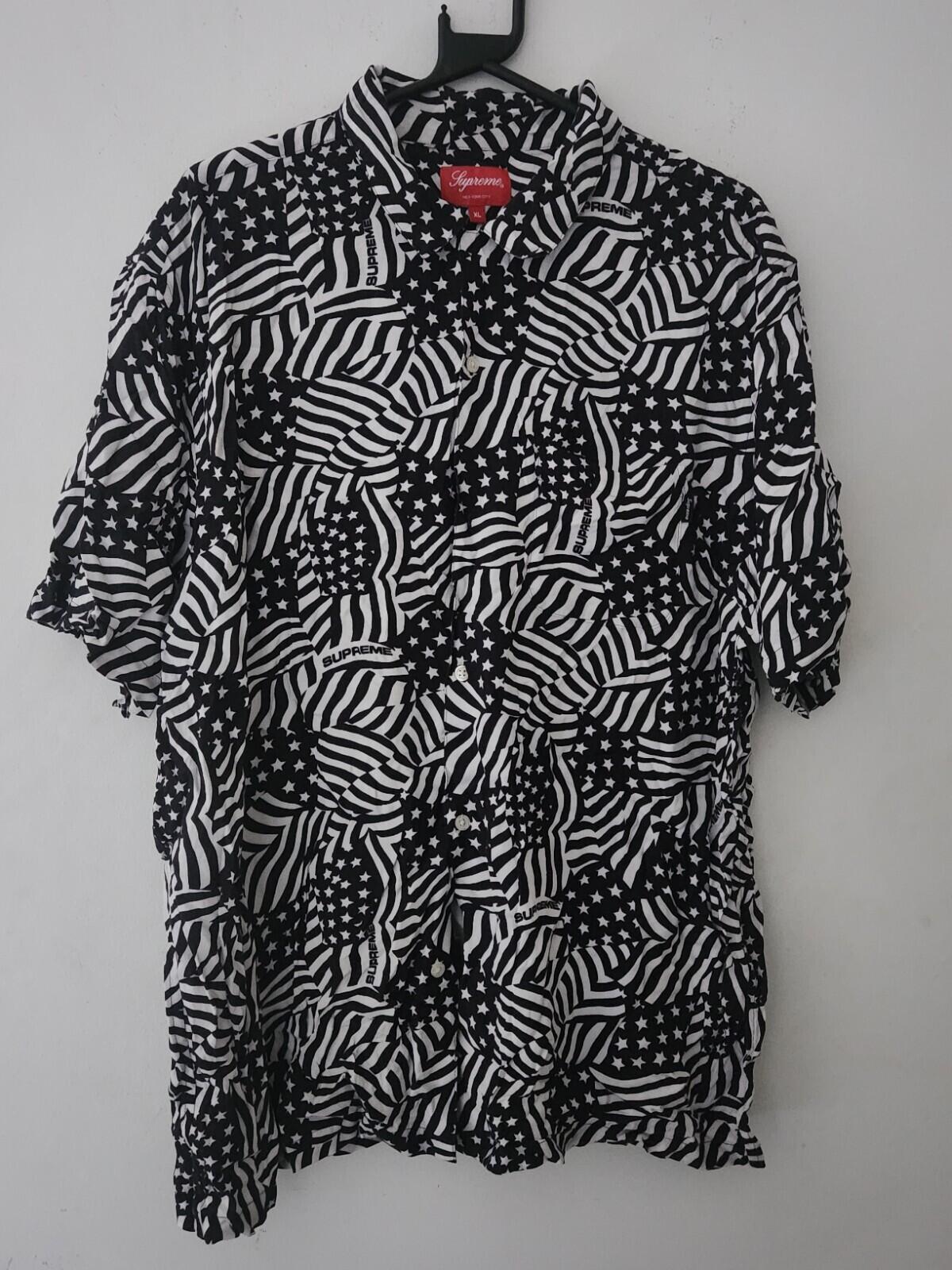 SS20 Supreme Flags Rayon Shirt schwarz Größe XL Kurzarm