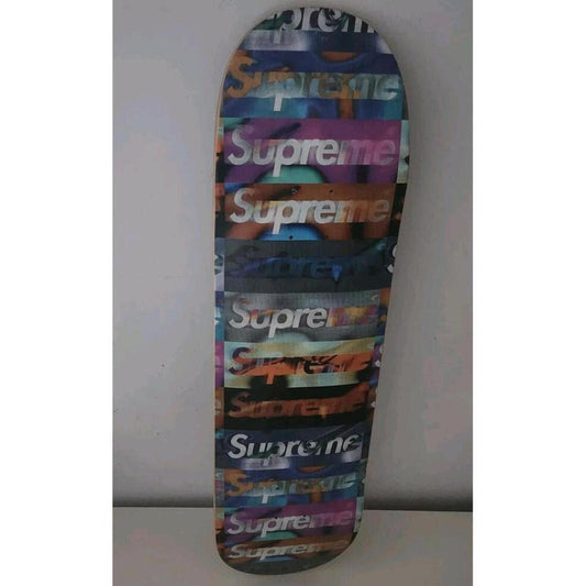 Tabla de skate Supreme Distorted Logo SS20, tamaño 8.5" x 32.25