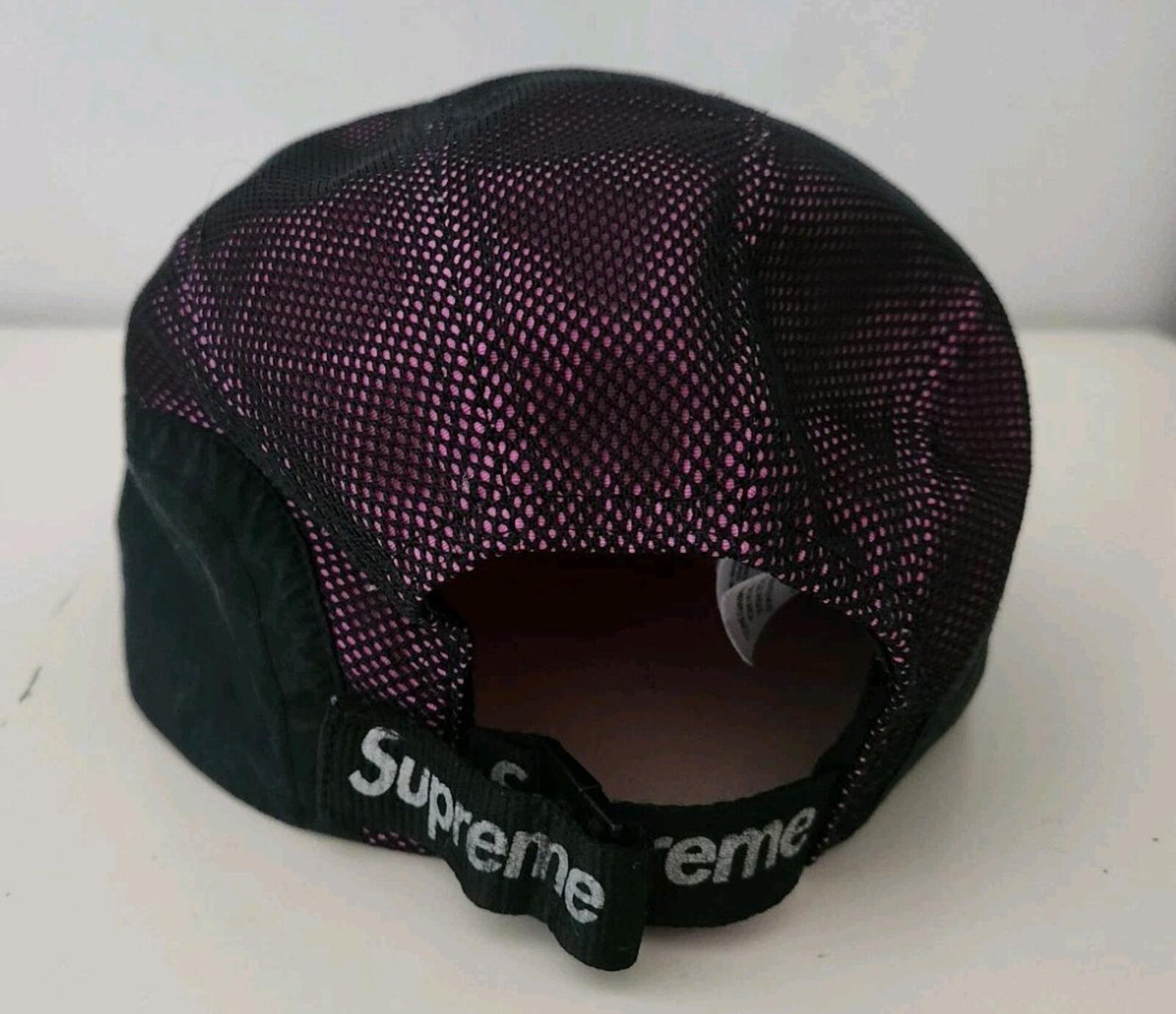 FW17 Supreme x Nike Trail Running Hat Black Pink Cap Reflective