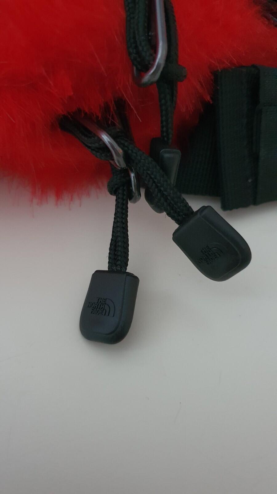 FW20 Supreme x THE NORTH FACE Faux Fur red waist / belt bag