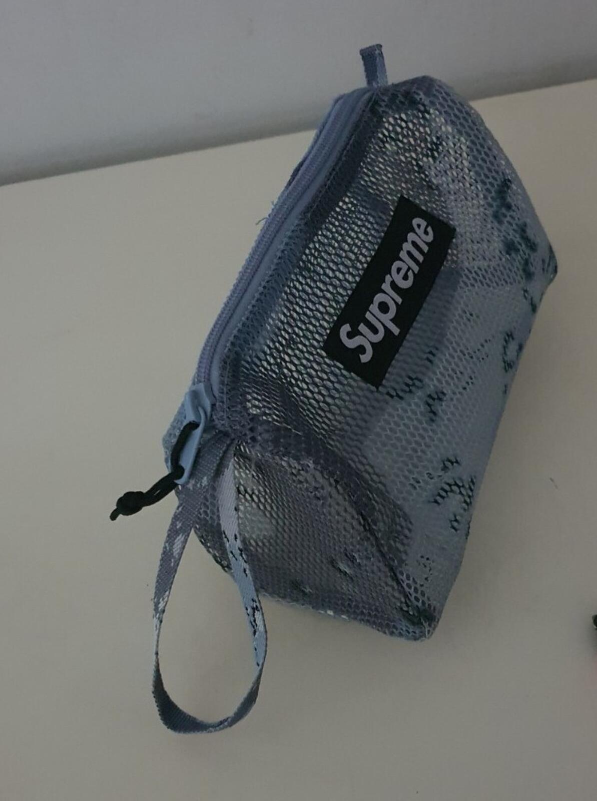SS20 Supreme Utility Pouch Tasche Blau Chocolate Chip Camo