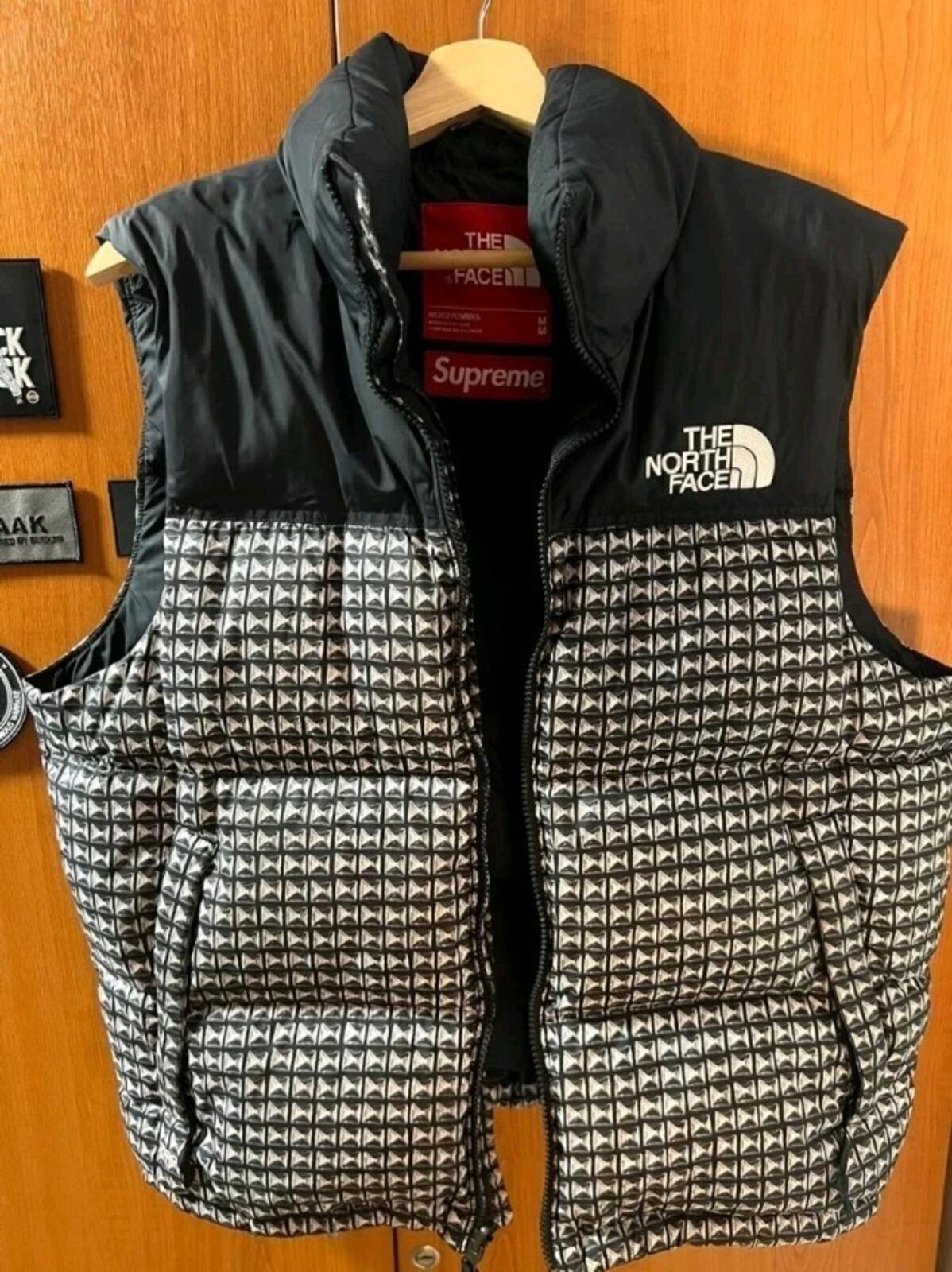 SS21 Supreme x The North Face Studded Nuptse Weste Puffer Schwarz Größe M