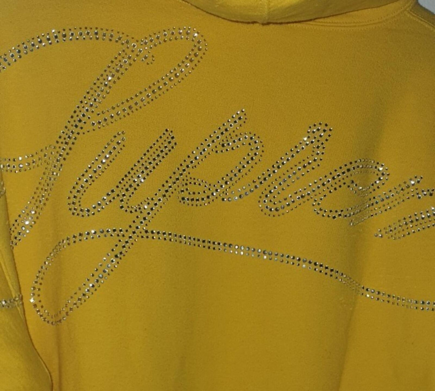 FW19 Supreme Rhinestone Script hooded sweatshirt L Large Yellow Hoodie Pullover