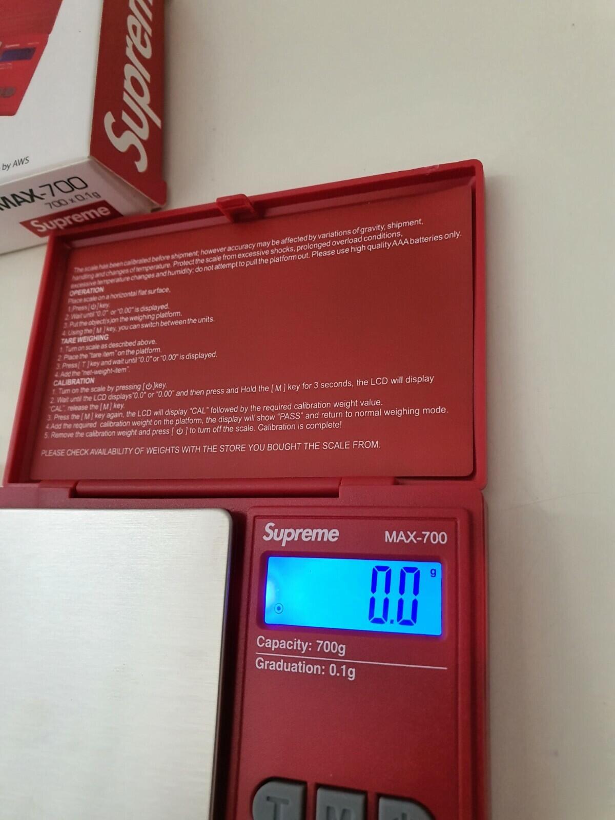 FW18 Supreme x AWS Max 700 digital scale red New in original packaging