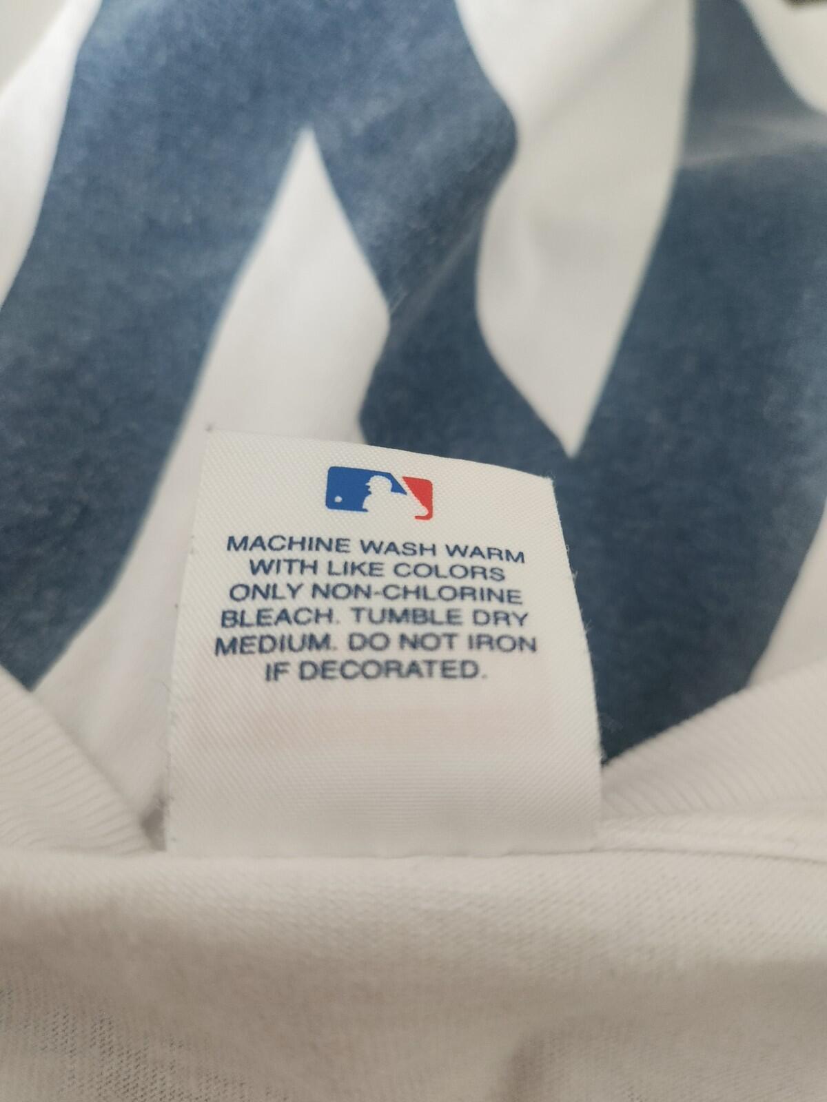SS15 Supreme New York Yankees Box Logo white tee size M medium T-shirt USA made