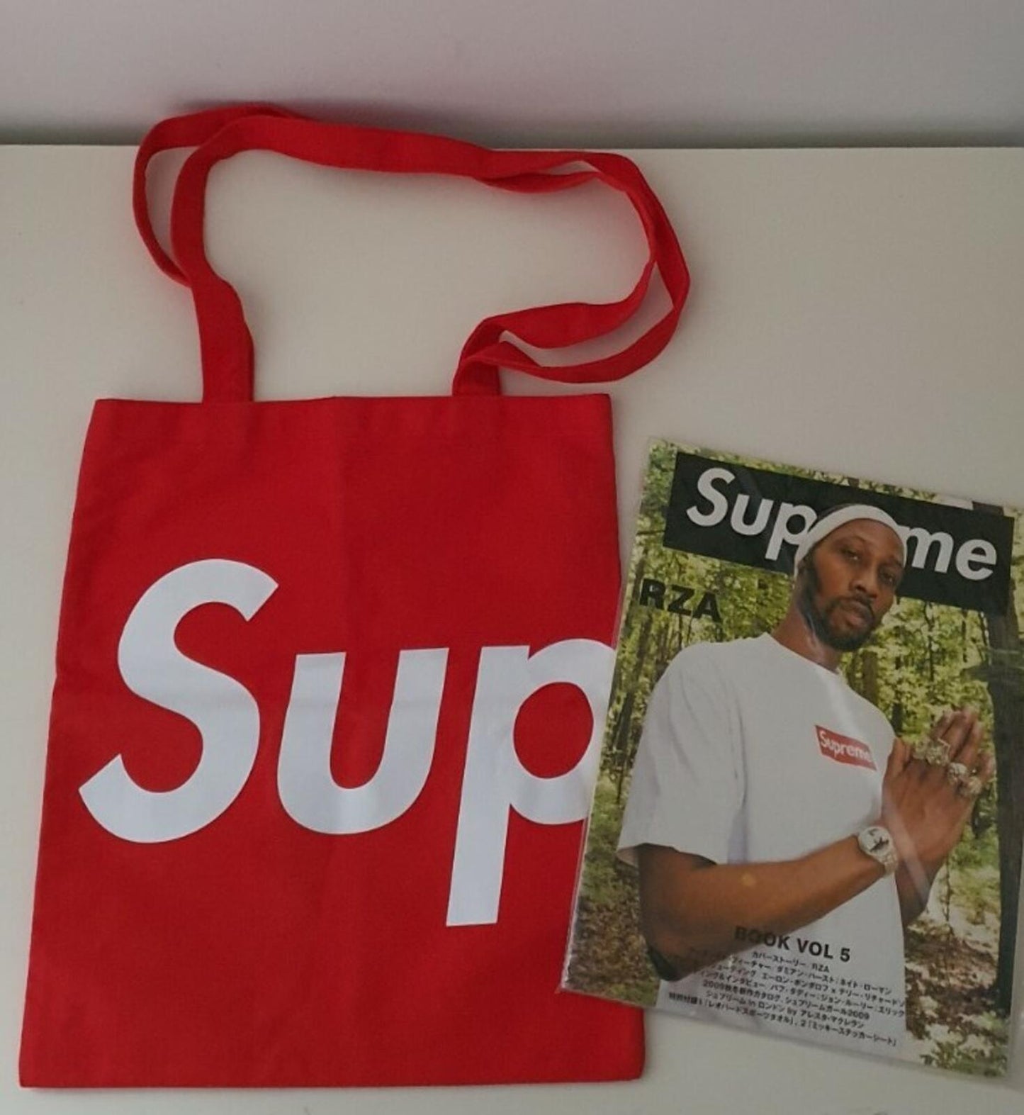 Supreme book n.5 from 2009 catalogue magazine including SUP tote bag Very Rare