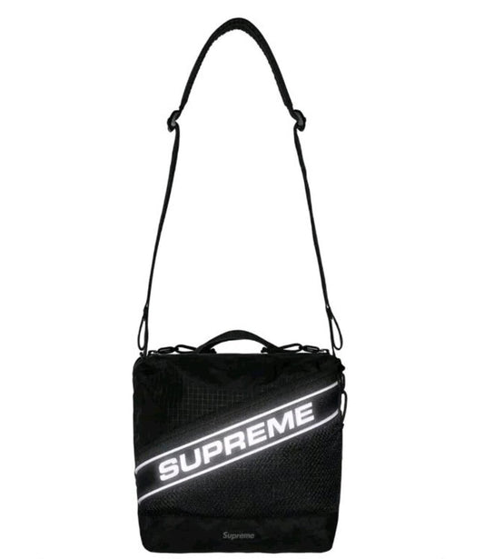 FW23 Supreme Shoulder Bag Negra