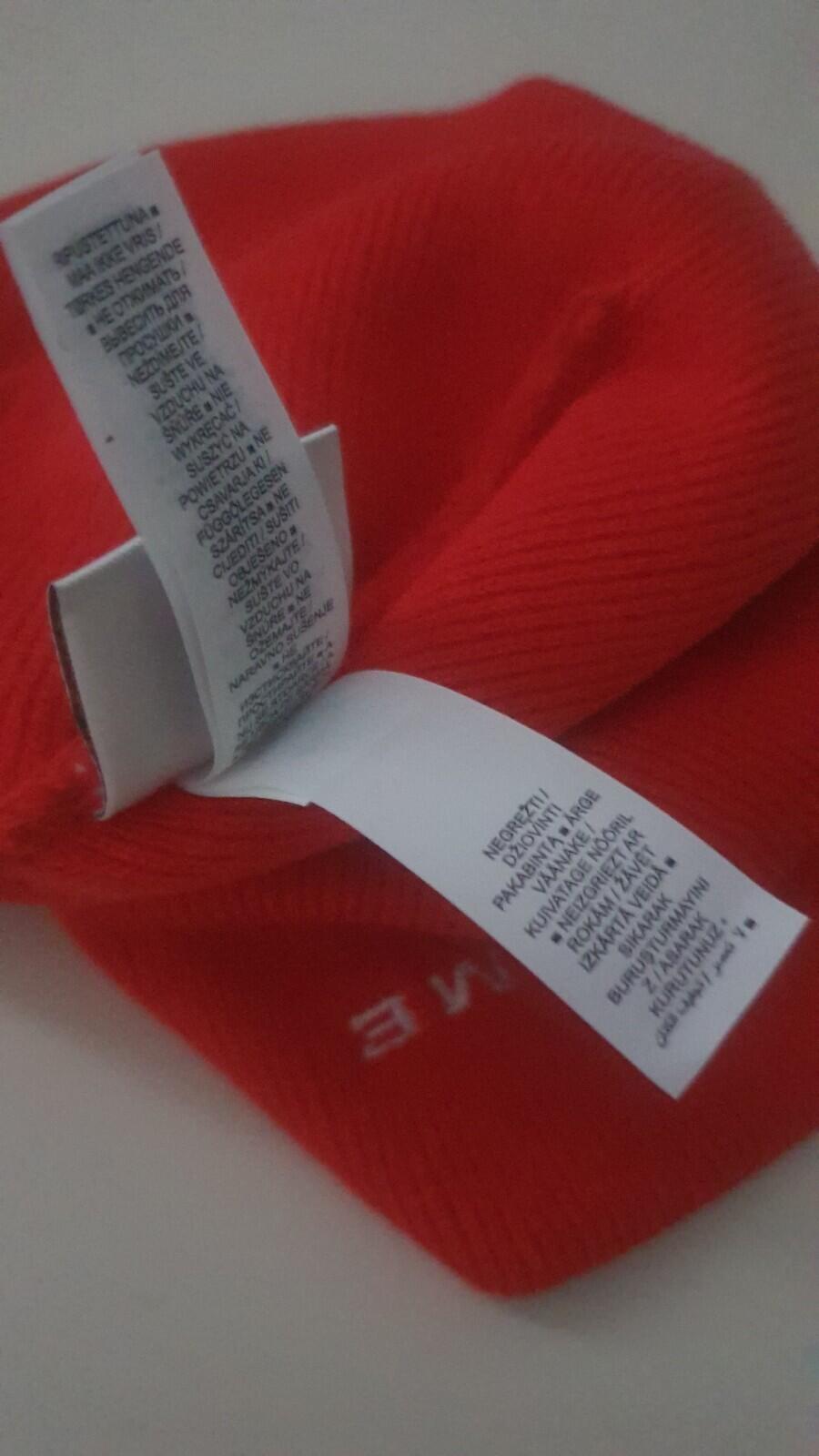 SS21 Supreme x Nike Snakeskin Beanie Red