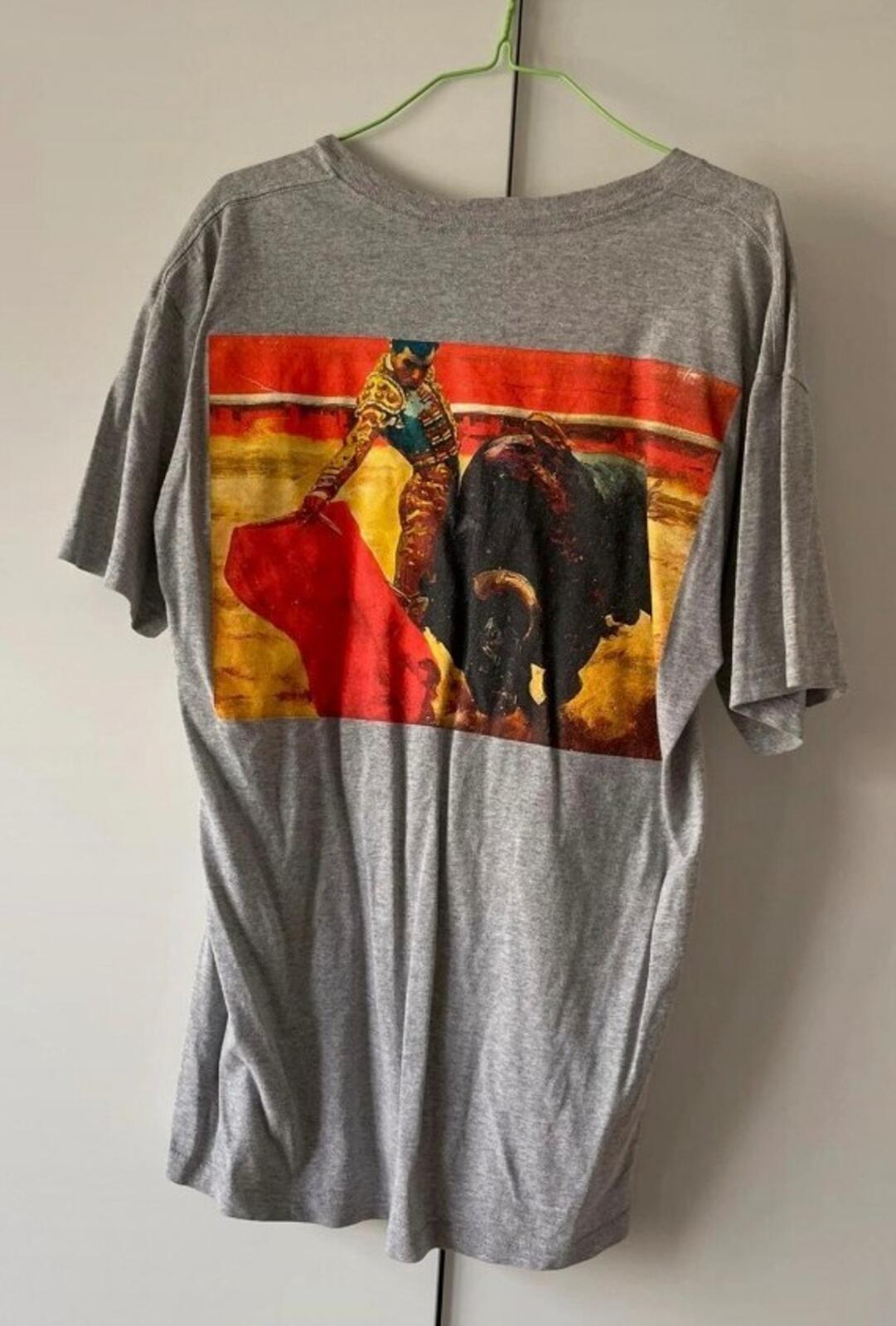 SS11 Supreme Matador tee heather grey T-shirt M medium vintage 2011 Bull Rare