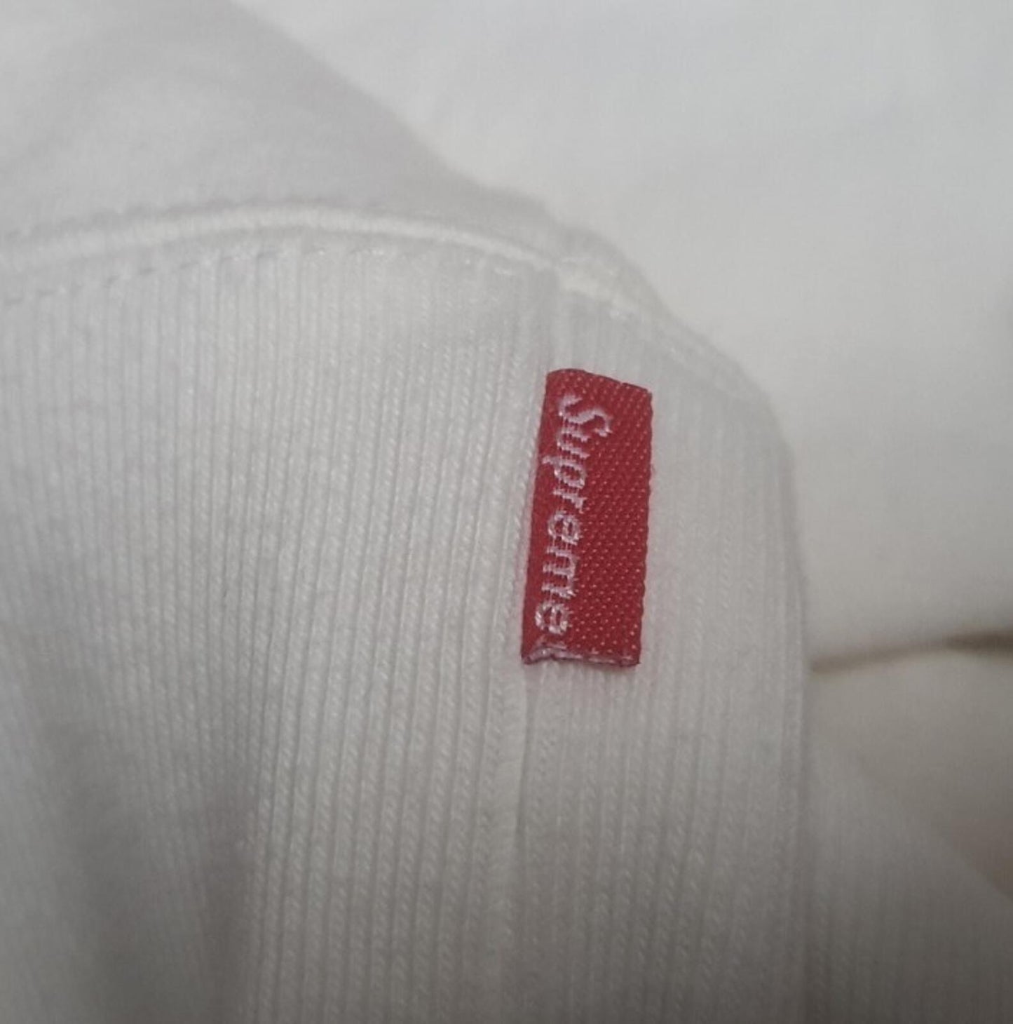 FW19 Supreme Rhinestone Script hooded sweatshirt size M medium hoodie white