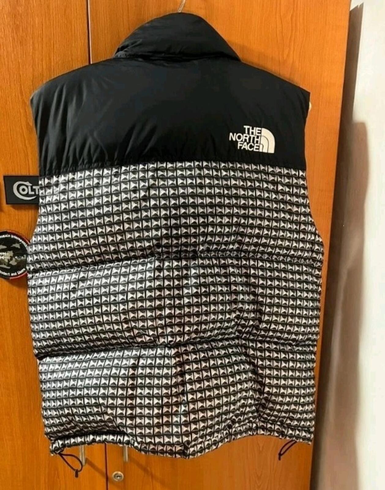 SS21 Supreme x The North Face Studded Nuptse Weste Puffer Schwarz Größe M