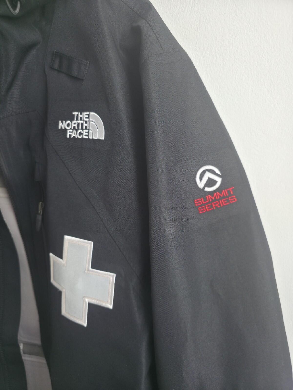 SS22 Supreme x The North Face Summit Series Rescue Mountain Pro Jacket Black TNF