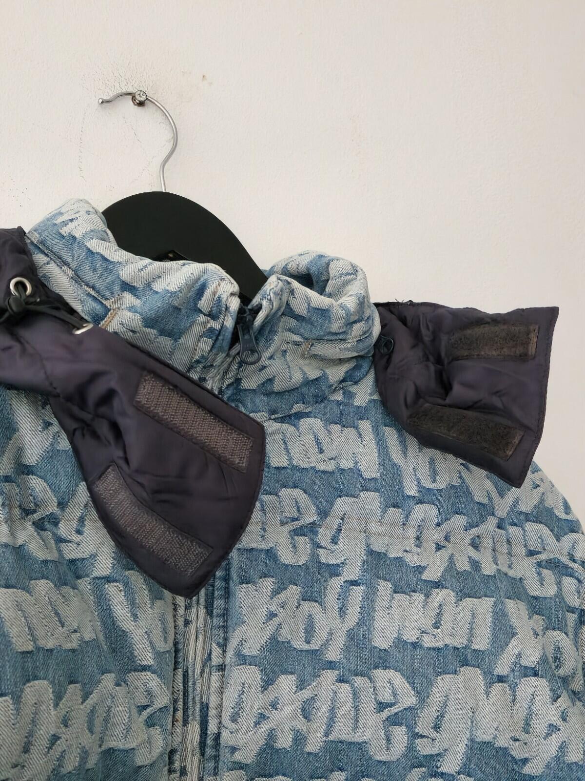 SS22 Supreme Fat Tip Jacquard Denim Puffer Jacket Blue Size S
