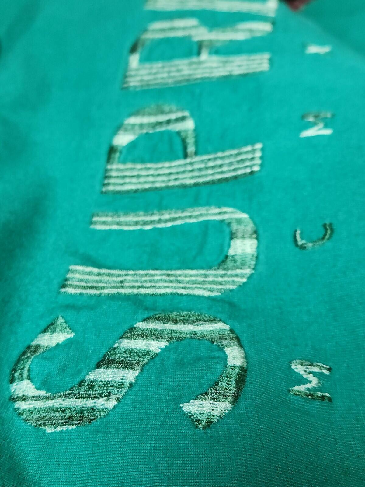 SS19 Supreme Gradient Logo tee M medium green t-shirt