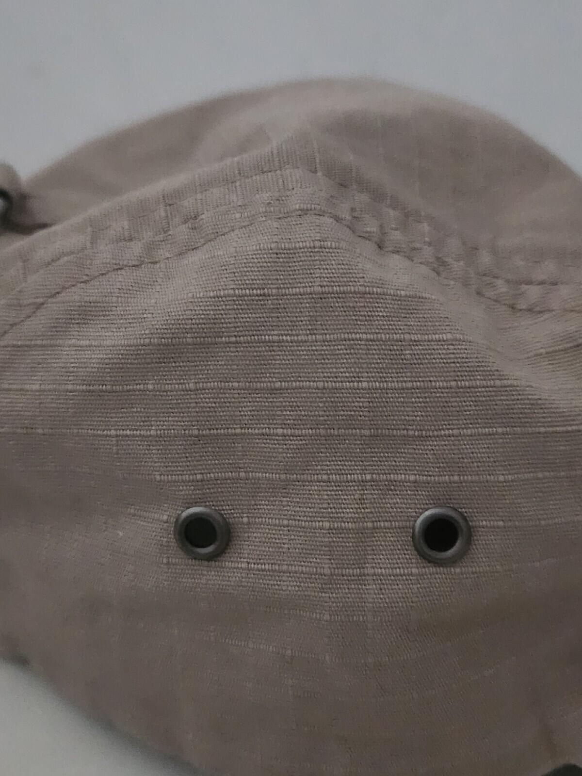 FW17 Supreme Metal D-Ring Camp Cap Khaki Hut Rotes Box-Logo