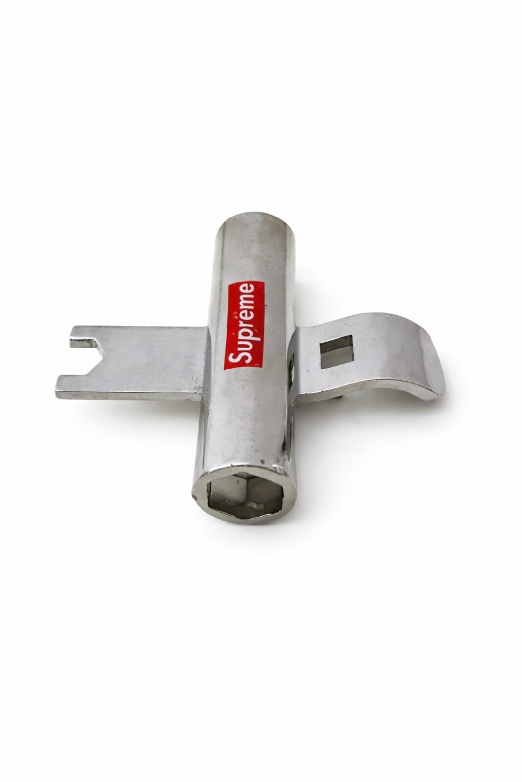 SS13 Supreme Skate Tool Silber Multi Zubehör