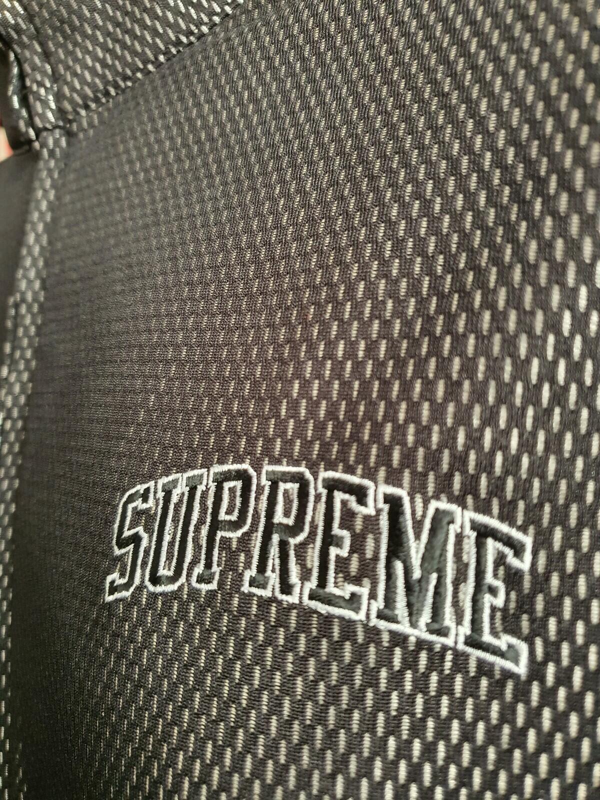 SS18 Supreme bonded mesh track jacket size S small black New