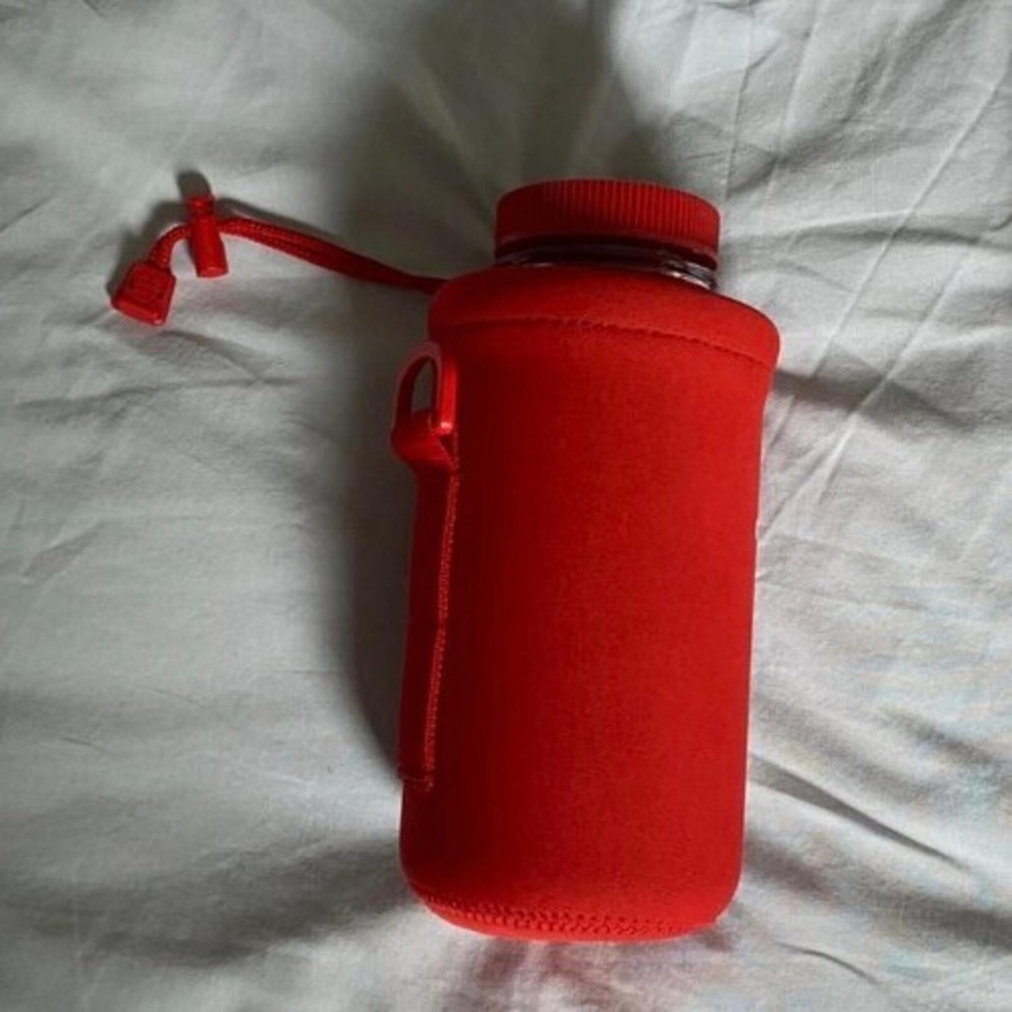 SS20 Supreme x Nalgene 32 OZ. Bottle Red