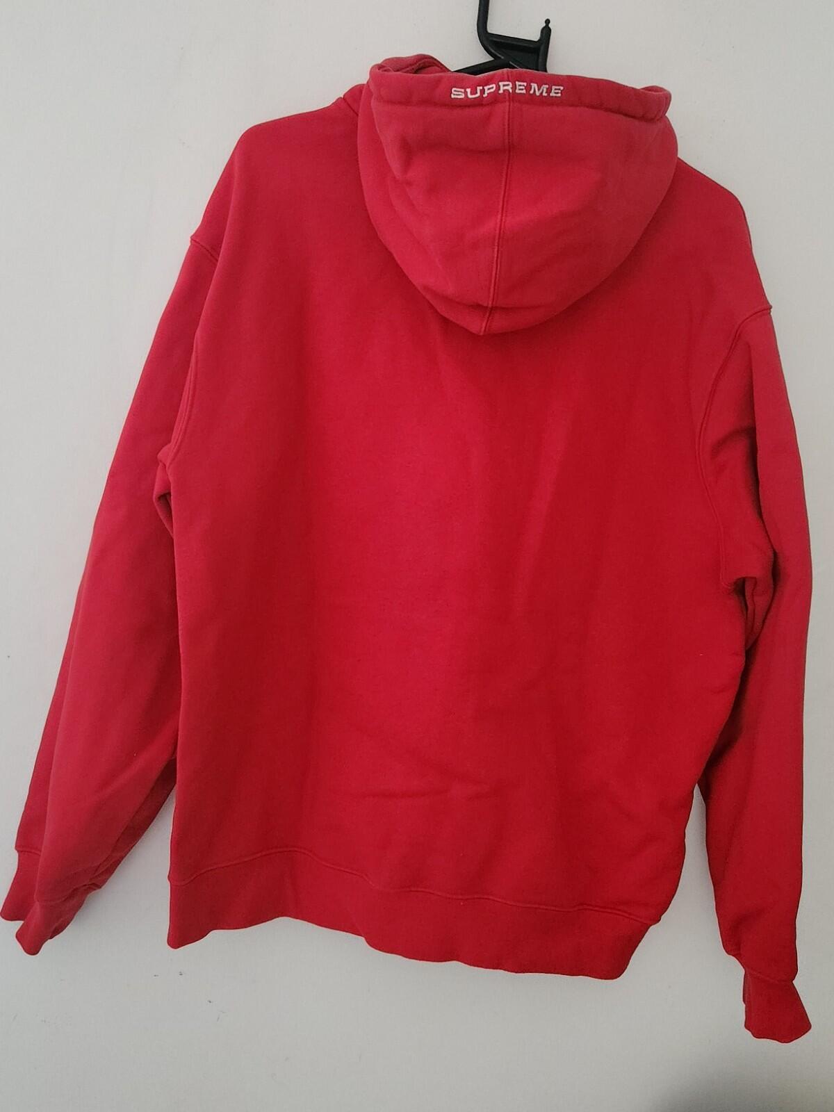 Sudadera con capucha y media cremallera roja Supreme Nike SS21, estampado de piel de serpiente, talla M