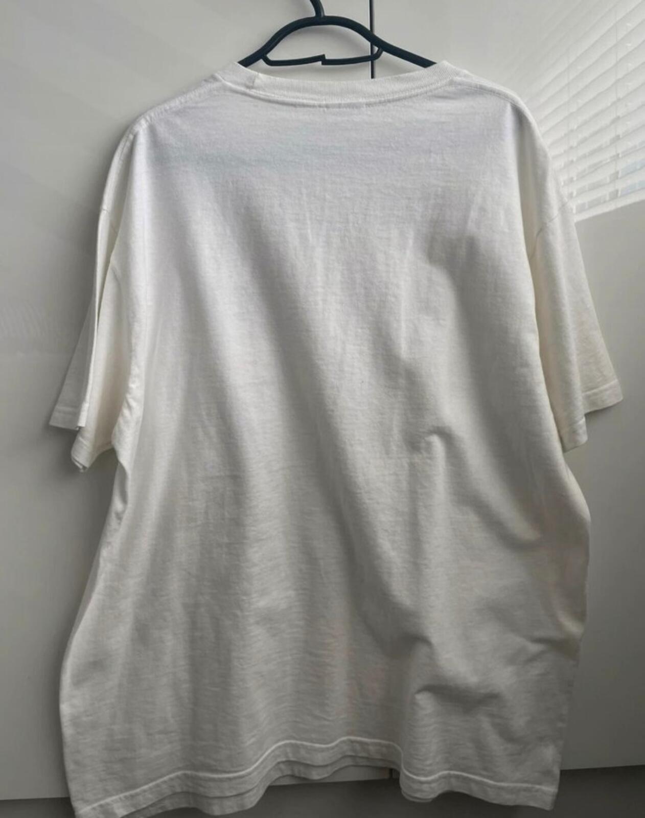 FW17 Supreme x Independent Old English white tee size M medium T-shirt