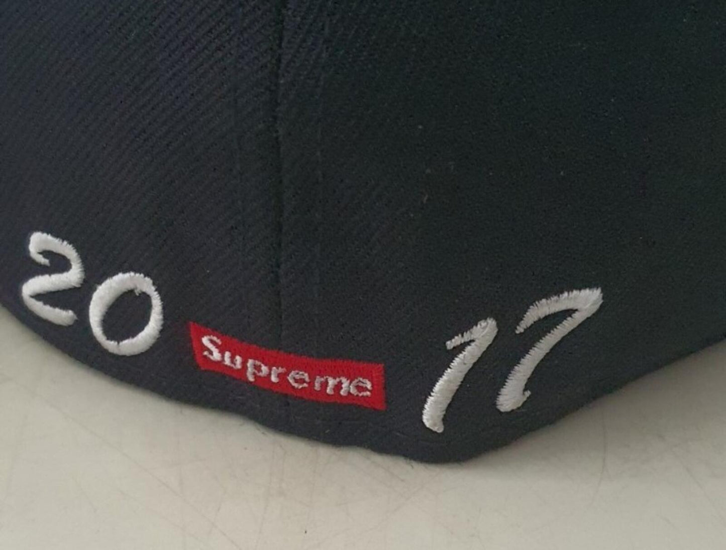FW17 Supreme Heart New Era size 7 1/8 navy cap hat snapback