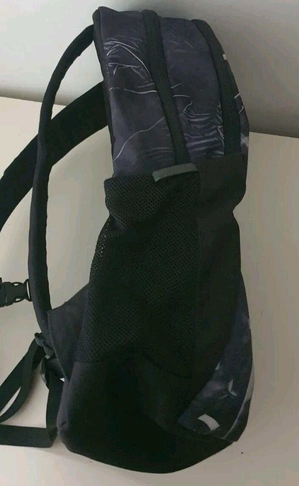 SS23 FW18 Supreme x The North Face Tromple L'oeil Printed Borealis backpack Bag