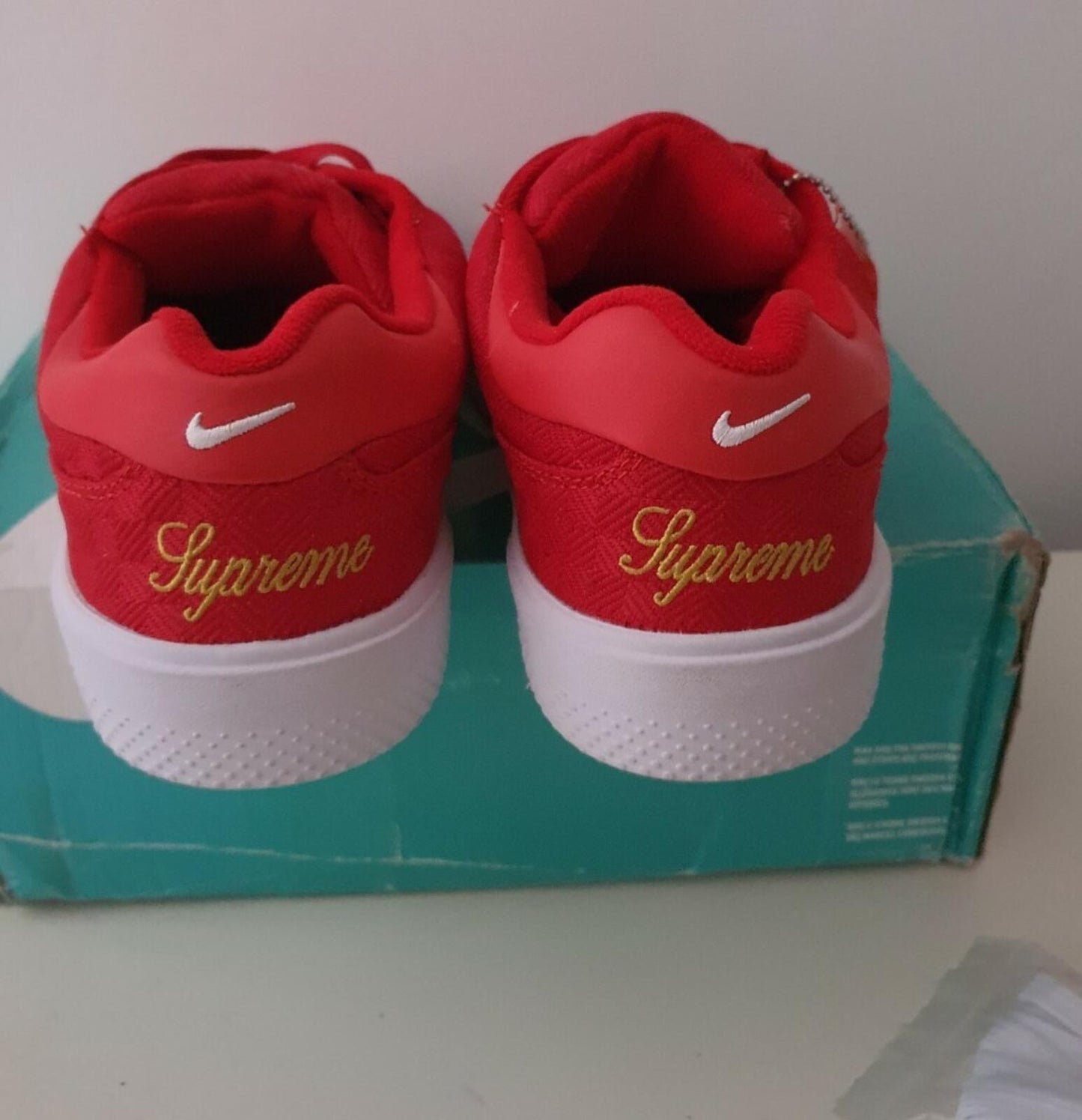 SS15 Supreme x Nike SB GTS trainers red US 11 UK 10  EU 45 lot Rare Vintage 2015