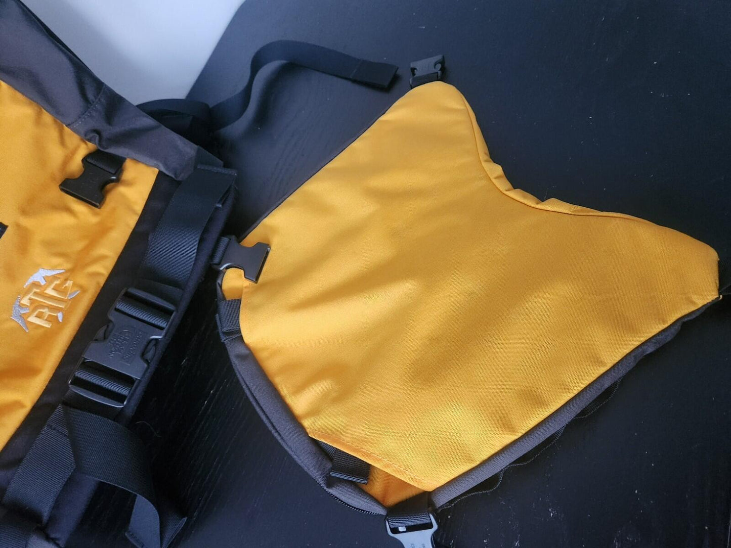 SS20 Supreme x The North Face RTG backpack Gold TNF bag 2 in 1 Water Resistant