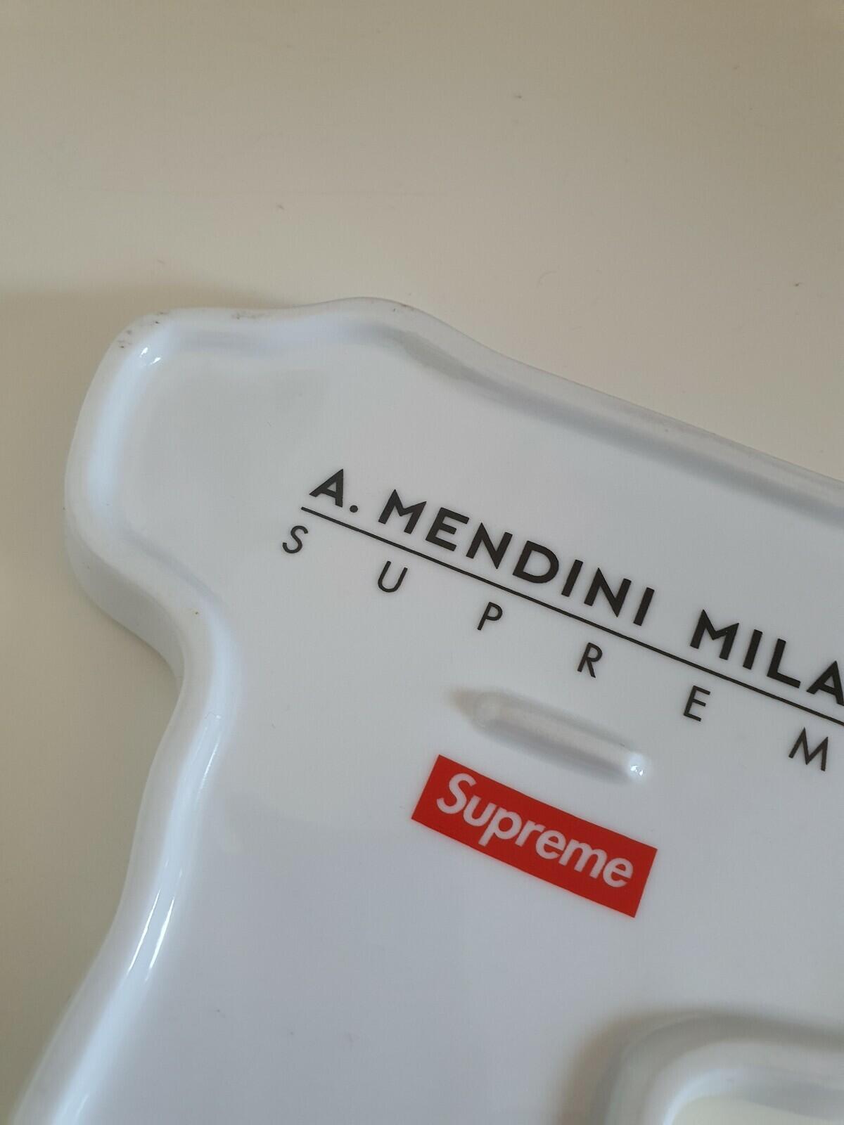 Accesorio de bandeja de cerámica Mendini Gun de Supreme SS16