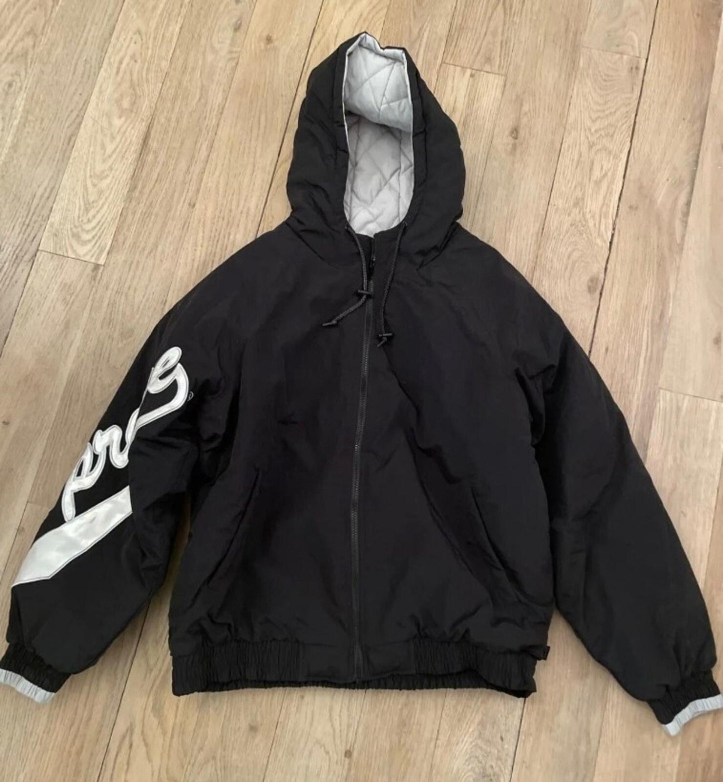 SS18 Supreme Sleeve Script Sideline jacket size L Large water resistant black
