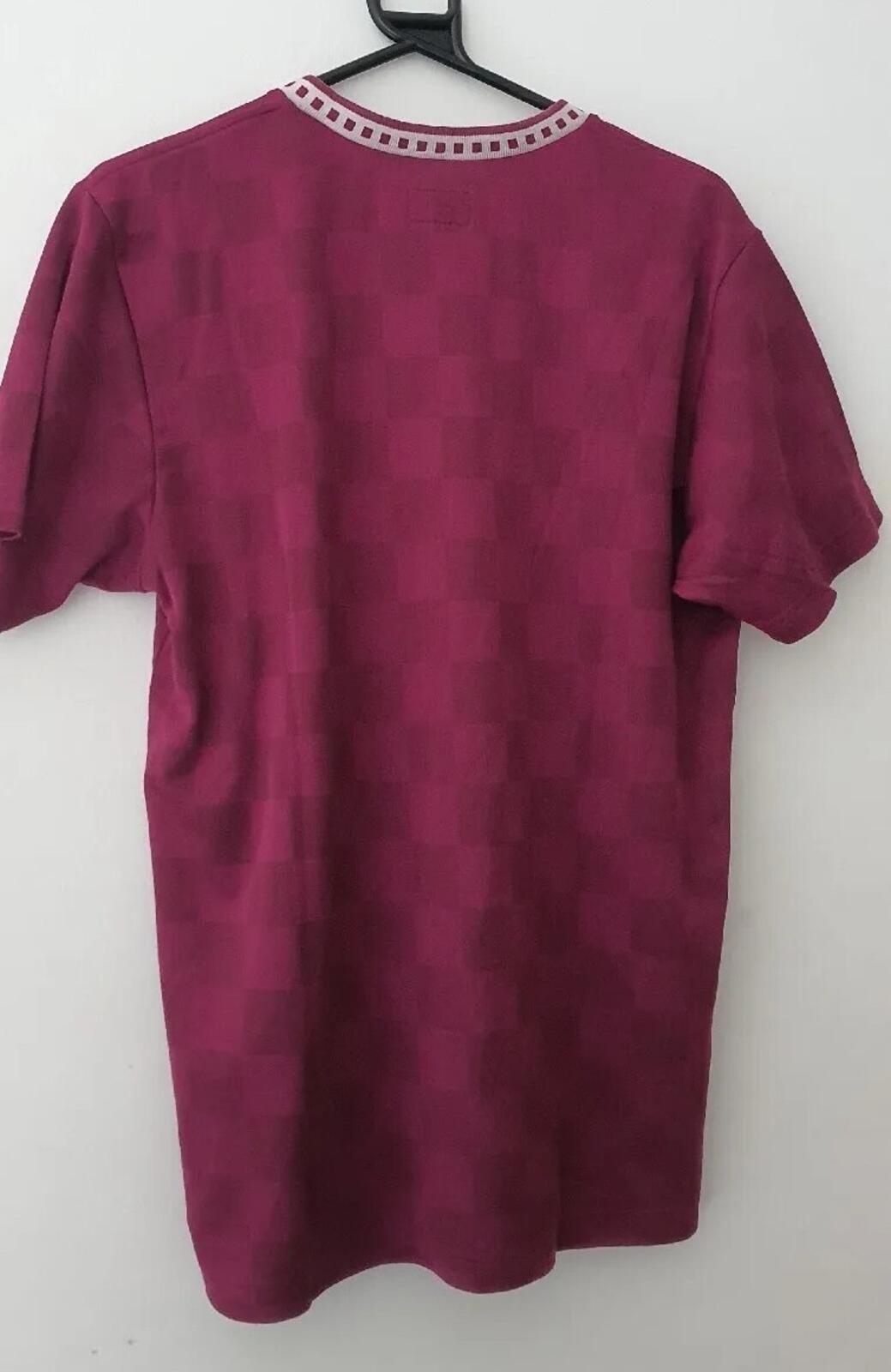 SS16 Supreme Checker Soccer Jersey medium Burgundy Tee Football T-shirt Bieber